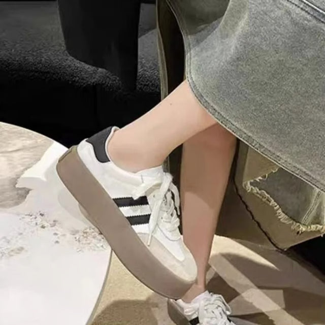 Casual Outdoor Sneakers – Comfortable Versatile Lace-Up Sport Shoes