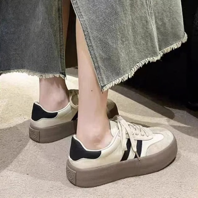 Casual Outdoor Sneakers – Comfortable Versatile Lace-Up Sport Shoes