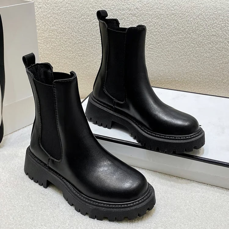 Women's Elegant Autumn Short Boots Thick-Sole Comfortable Outdoor Shoes